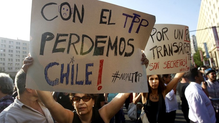 ORGANIZACIONES CHILENAS MARCHAN CONTRA TPP, AL QUE ACUSAN DE VIOLAR DERECHOS